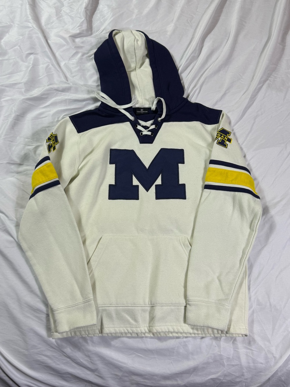 Michigan Hockey Hoodie Navy & Yellow M Hooded Pullover